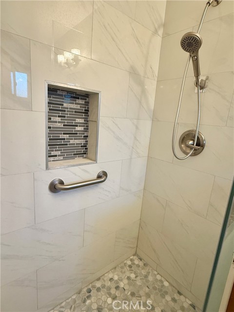 Detail Gallery Image 22 of 31 For 713 Edwin Ave, Pomona,  CA 91767 - 4 Beds | 2 Baths