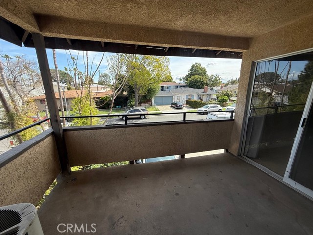 Detail Gallery Image 10 of 12 For 419 E Sycamore St #D,  Anaheim,  CA 92805 - 2 Beds | 1/1 Baths