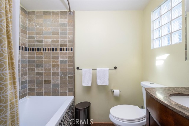 2401 Alvord Lane, Redondo Beach, California 90278, 2 Bedrooms Bedrooms, ,2 BathroomsBathrooms,Residential,For Sale,Alvord,SB24242686