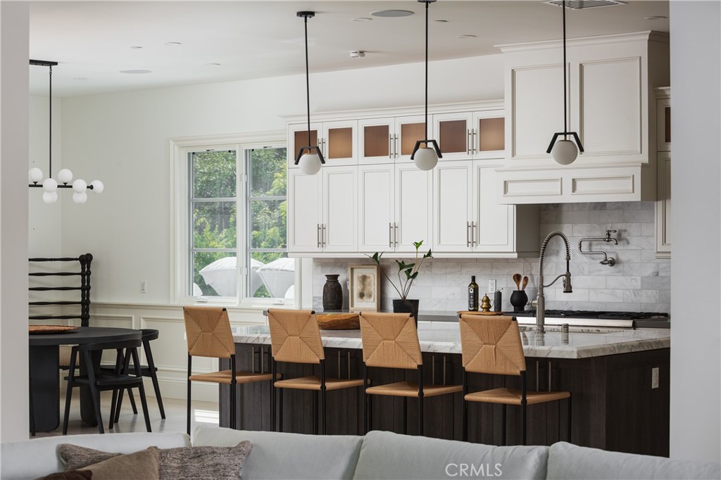 MLS #OC25163593 img 3