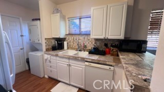 Detail Gallery Image 8 of 19 For 583 Calle Abronia a,  Palm Springs,  CA 92264 - 2 Beds | 1 Baths