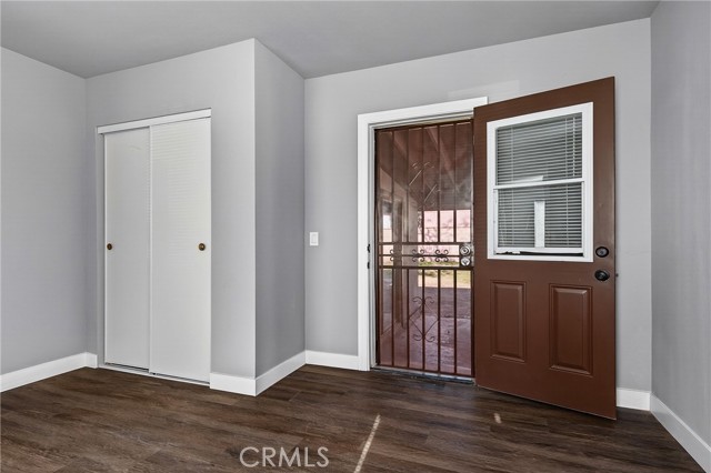 Detail Gallery Image 14 of 23 For 18206 Seville, Fontana,  CA 92335 - 3 Beds | 1 Baths