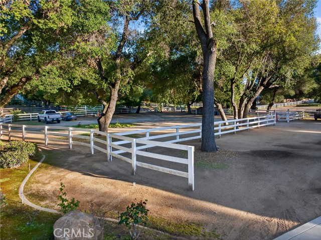 Detail Gallery Image 4 of 75 For 40833 Calle Bandido, Murrieta,  CA 92562 - 8 Beds | 7/2 Baths