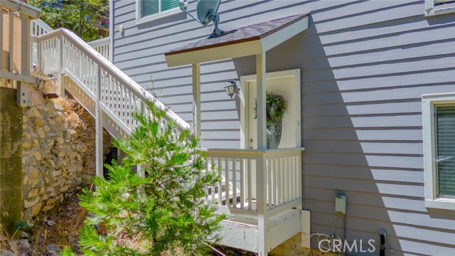 Detail Gallery Image 27 of 41 For 576 Rose Ln, Twin Peaks,  CA 92391 - 3 Beds | 2/1 Baths