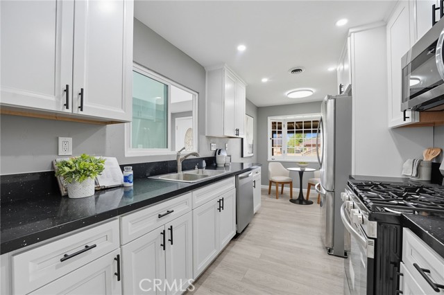 1548 Lacewood, Whittier CA: https://media.crmls.org/medias/7273bc8d-3285-43b4-a9e8-68bb71cf373b.jpg