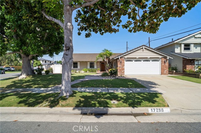 Image 2 of 53 For 17290 Ash Street