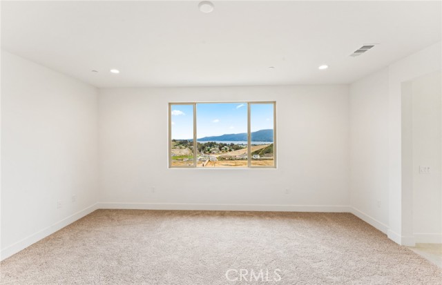 Detail Gallery Image 24 of 36 For 4083 Madonna Cir, Lake Elsinore,  CA 92530 - 6 Beds | 5 Baths