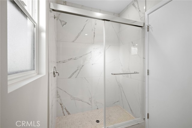 Detail Gallery Image 13 of 14 For 417 Riverdale Dr 417c,  Glendale,  CA 91204 - 1 Beds | 1 Baths