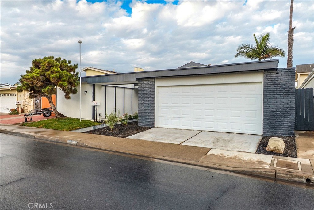 MLS #OC25260184 image #67