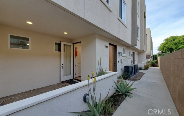Detail Gallery Image 5 of 51 For 7209 21st, Westminster,  CA 92683 - 3 Beds | 2/1 Baths