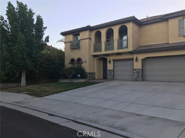 7625 Shadyside Way, Eastvale, CA 92880