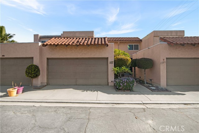 Detail Gallery Image 3 of 23 For 13089 Thoroughbred Way, Whittier,  CA 90601 - 4 Beds | 2 Baths