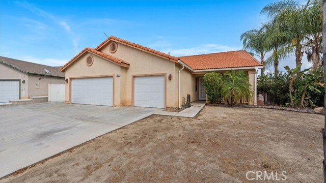 1818 Giverny Ct, San Jacinto, CA 92583 photo 2