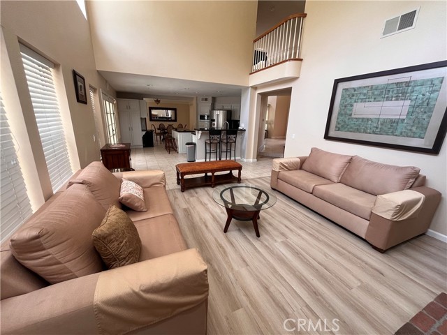 Detail Gallery Image 22 of 58 For 24633 Stagg St, West Hills,  CA 91304 - 5 Beds | 3 Baths