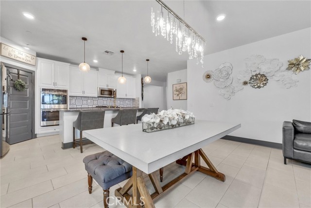 40569 Koa Court, Temecula CA: https://media.crmls.org/medias/72771288-7be1-43e2-ba05-43c23b6e9e25.jpg