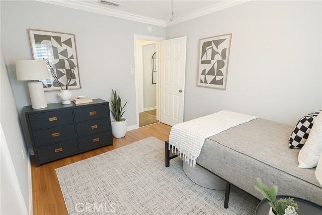 4809 Falcon Avenue, Long Beach CA: https://media.crmls.org/medias/72772394-19e0-4c0f-89a4-9582bd8ee9ba.jpg
