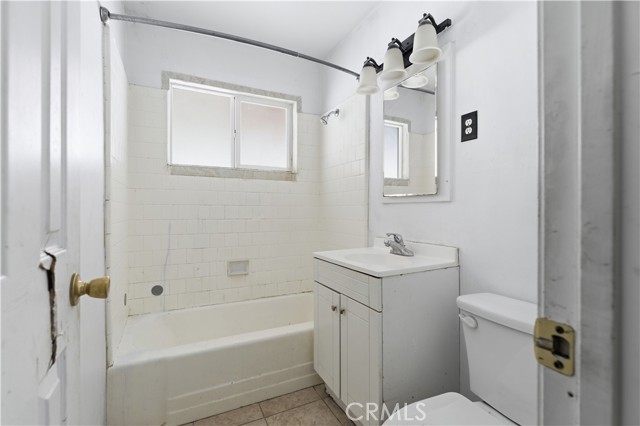 Detail Gallery Image 13 of 18 For 914 Acacia Ct, Tehachapi,  CA 93561 - 3 Beds | 1 Baths