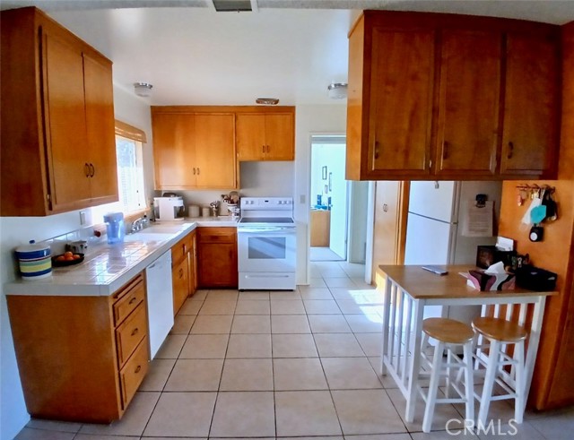 11610 Dodd Street, Yucaipa CA: https://media.crmls.org/medias/727789f3-ffda-4629-b8d7-121d74a2f73a.jpg