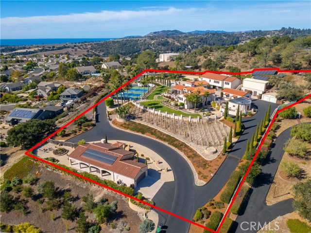 515 Windermere Lane, Arroyo Grande CA: https://media.crmls.org/medias/72789779-7b2a-4b2f-95bb-6c6c164dde88.jpg