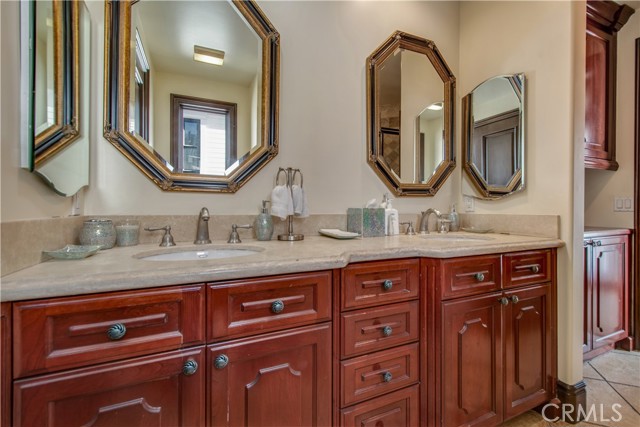 Detail Gallery Image 33 of 53 For 323 via Lido Soud, Newport Beach,  CA 92663 - 4 Beds | 3/1 Baths