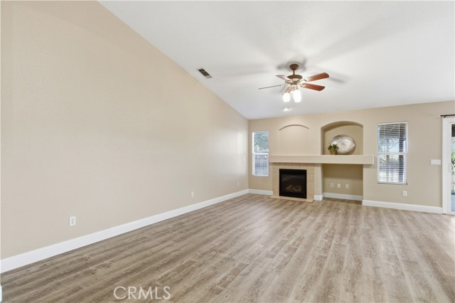 Detail Gallery Image 10 of 49 For 2089 Patriotic, Atwater,  CA 95301 - 4 Beds | 2 Baths