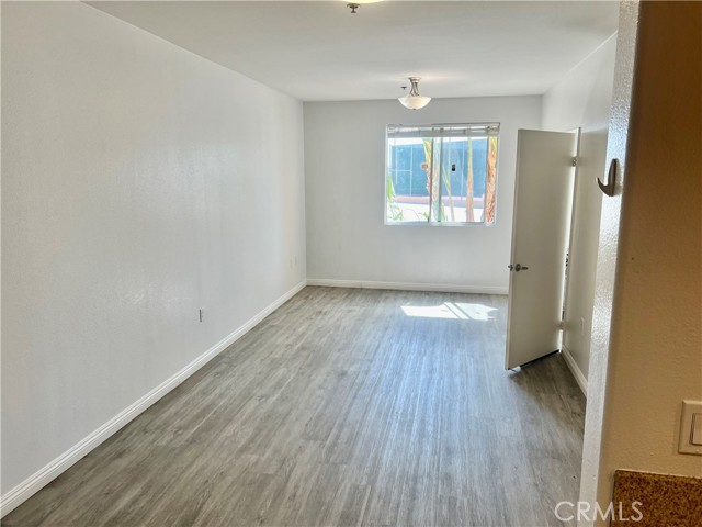 580 W Main, Alhambra CA: https://media.crmls.org/medias/727a2e48-504a-4520-a7a2-d05a5909ff49.jpg