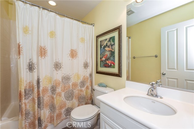 80 Great, Irvine CA: https://media.crmls.org/medias/727a5ad9-4b0f-4438-971c-9978db3216a3.jpg