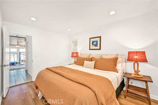 Detail Gallery Image 31 of 56 For 4103 Seashore, Newport Beach,  CA 92663 - 7 Beds | 4 Baths