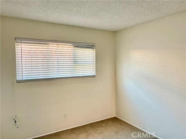 4920 Maine Avenue, Baldwin Park CA: https://media.crmls.org/medias/727b4c9d-05ba-4d2a-b433-ccf5270f587c.jpg