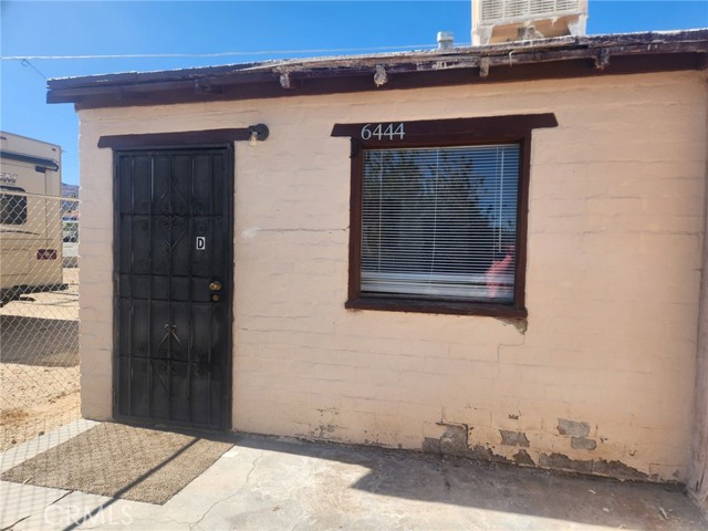 Detail Gallery Image 5 of 21 For 6444 Tamarisk, Twentynine Palms,  CA 92277 - – Beds | – Baths