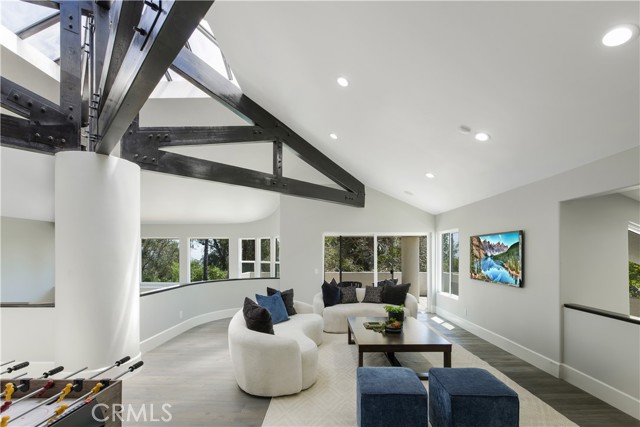 5081 Gateway Road, Rancho Cucamonga CA: https://media.crmls.org/medias/727bf8e2-9a56-4451-96ac-2b7fb83236e0.jpg