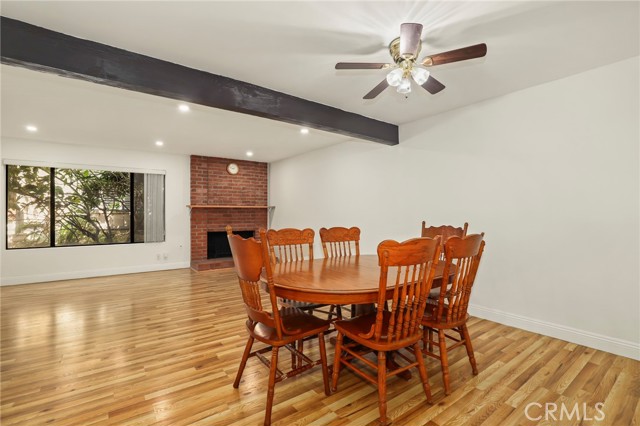 Detail Gallery Image 7 of 38 For 33 Northwoods Ln, La Crescenta,  CA 91214 - 3 Beds | 2/1 Baths