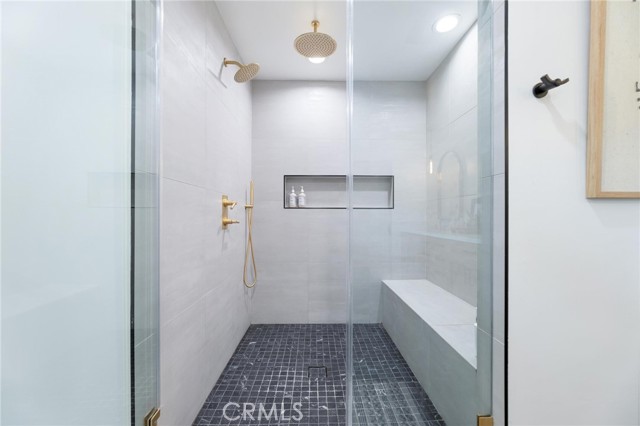 Detail Gallery Image 28 of 59 For 1707 10th St, Manhattan Beach,  CA 90266 - 4 Beds | 2/2 Baths