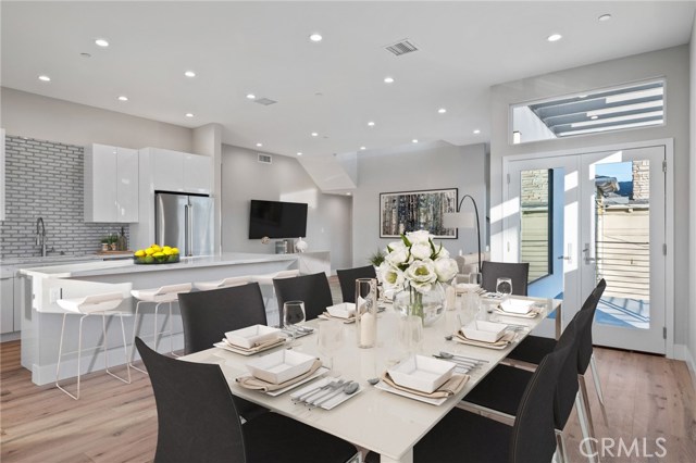 2321 Vanderbilt Lane, Redondo Beach, California 90278, 6 Bedrooms Bedrooms, ,2 BathroomsBathrooms,Residential,Sold,Vanderbilt,CV20231019