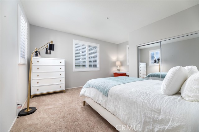 Detail Gallery Image 14 of 27 For 24 Silveroak, Irvine,  CA 92620 - 5 Beds | 3 Baths