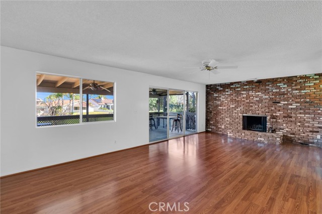 Detail Gallery Image 6 of 32 For 30712 Pyramid Point, Canyon Lake,  CA 92587 - 3 Beds | 2 Baths