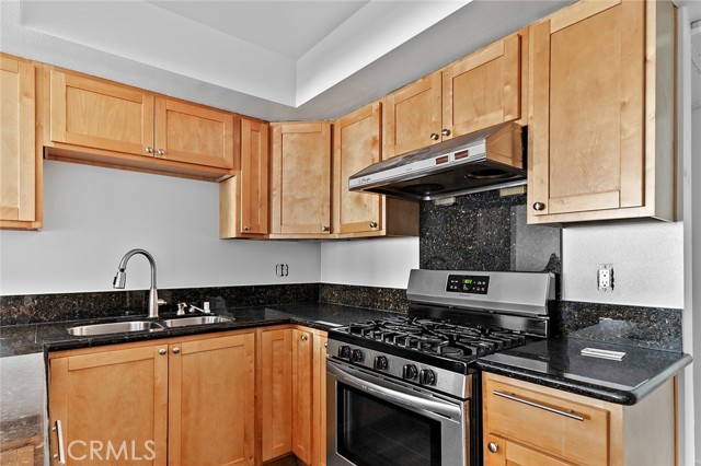 Detail Gallery Image 6 of 12 For 918 W College St #316,  Los Angeles,  CA 90012 - 3 Beds | 2 Baths