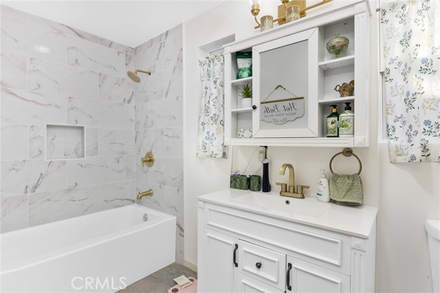 Detail Gallery Image 33 of 35 For 33574 Washington Dr, Yucaipa,  CA 92399 - 6 Beds | 4 Baths