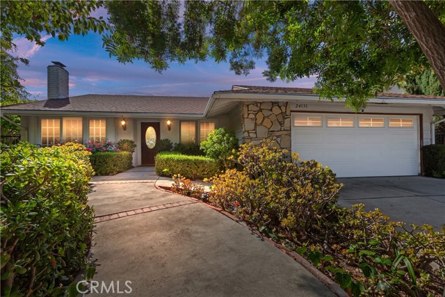 Detail Gallery Image 2 of 29 For 24131 Marathon St, Mission Viejo,  CA 92691 - 4 Beds | 3 Baths