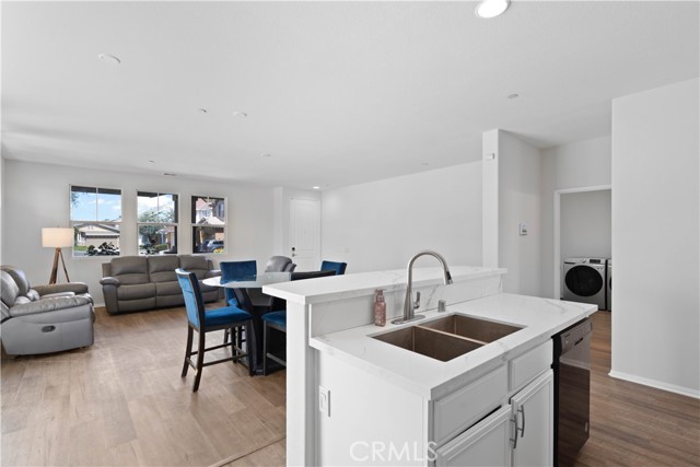 Detail Gallery Image 10 of 36 For 10895 Sinclare Cir, Loma Linda,  CA 92354 - 3 Beds | 2/1 Baths