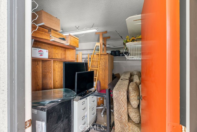 711 W 33rd Street, San Pedro CA: https://media.crmls.org/medias/7280ce4e-429c-4b4f-8601-660d5017d3ac.jpg