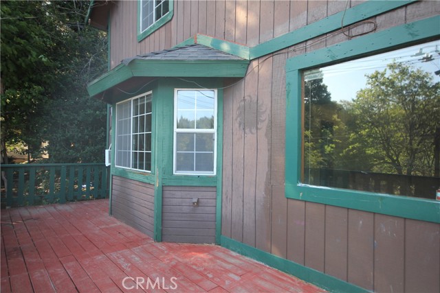 23690 Hillside Drive, Crestline CA: https://media.crmls.org/medias/7280f96b-1157-4e56-b707-7cdd4f7562c5.jpg