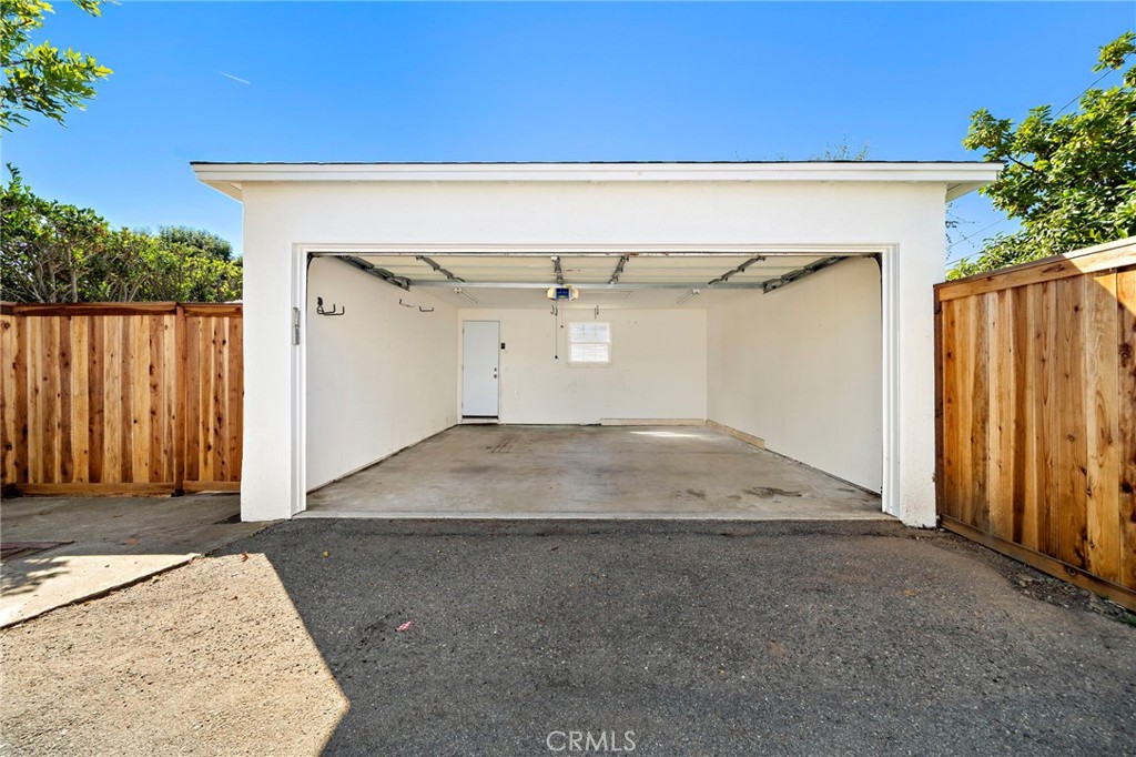 MLS #NP25241363 image #4