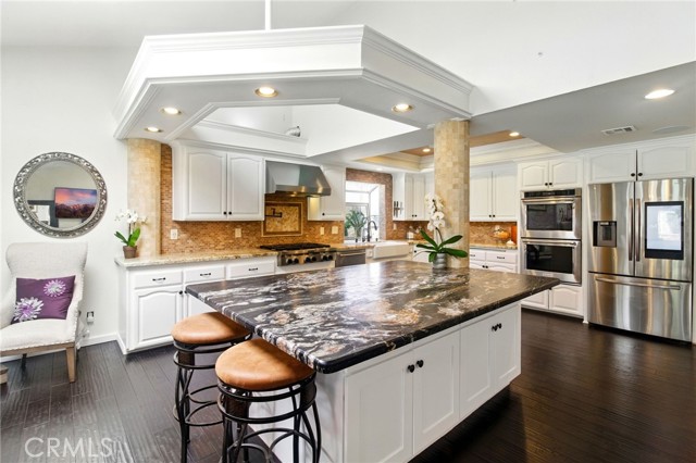 342 Canyon View Drive, Calimesa CA: https://media.crmls.org/medias/72823c88-cc44-4cd5-a530-d6ec423f9fbf.jpg
