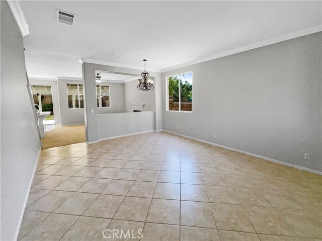 7411 Bull Run Place, Fontana CA: https://media.crmls.org/medias/72824db6-a5c8-4006-aeaa-061d298241f9.jpg