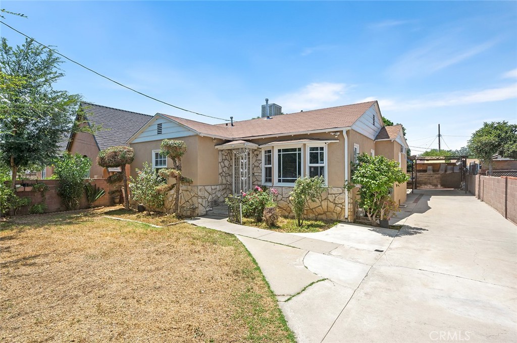 626 Omelveny Avenue