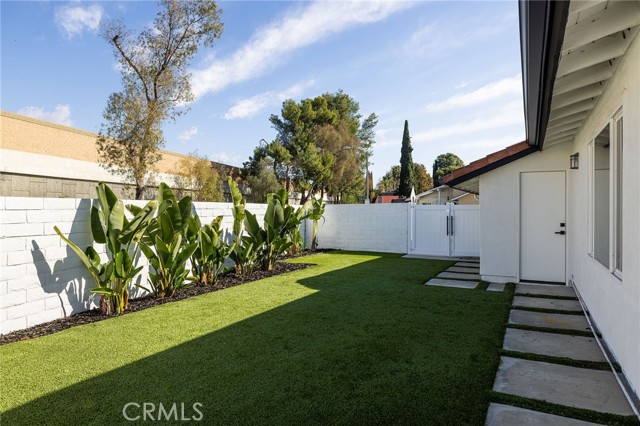 Detail Gallery Image 17 of 20 For 24871 Overland Dr, Laguna Hills,  CA 92653 - 3 Beds | 2 Baths