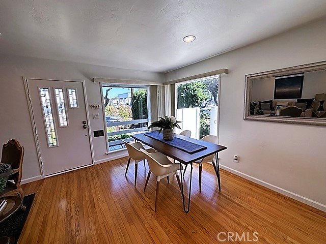 Detail Gallery Image 5 of 26 For 3717 Cherry Ave, Long Beach,  CA 90807 - 3 Beds | 2 Baths