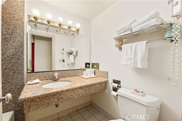 Image 23 of 43 For 2156 Colorado Boulevard