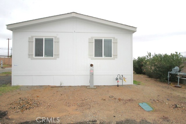 Detail Gallery Image 3 of 29 For 35475 National Trails Hwy #1 #1,  Daggett,  CA 92327 - 3 Beds | 2 Baths